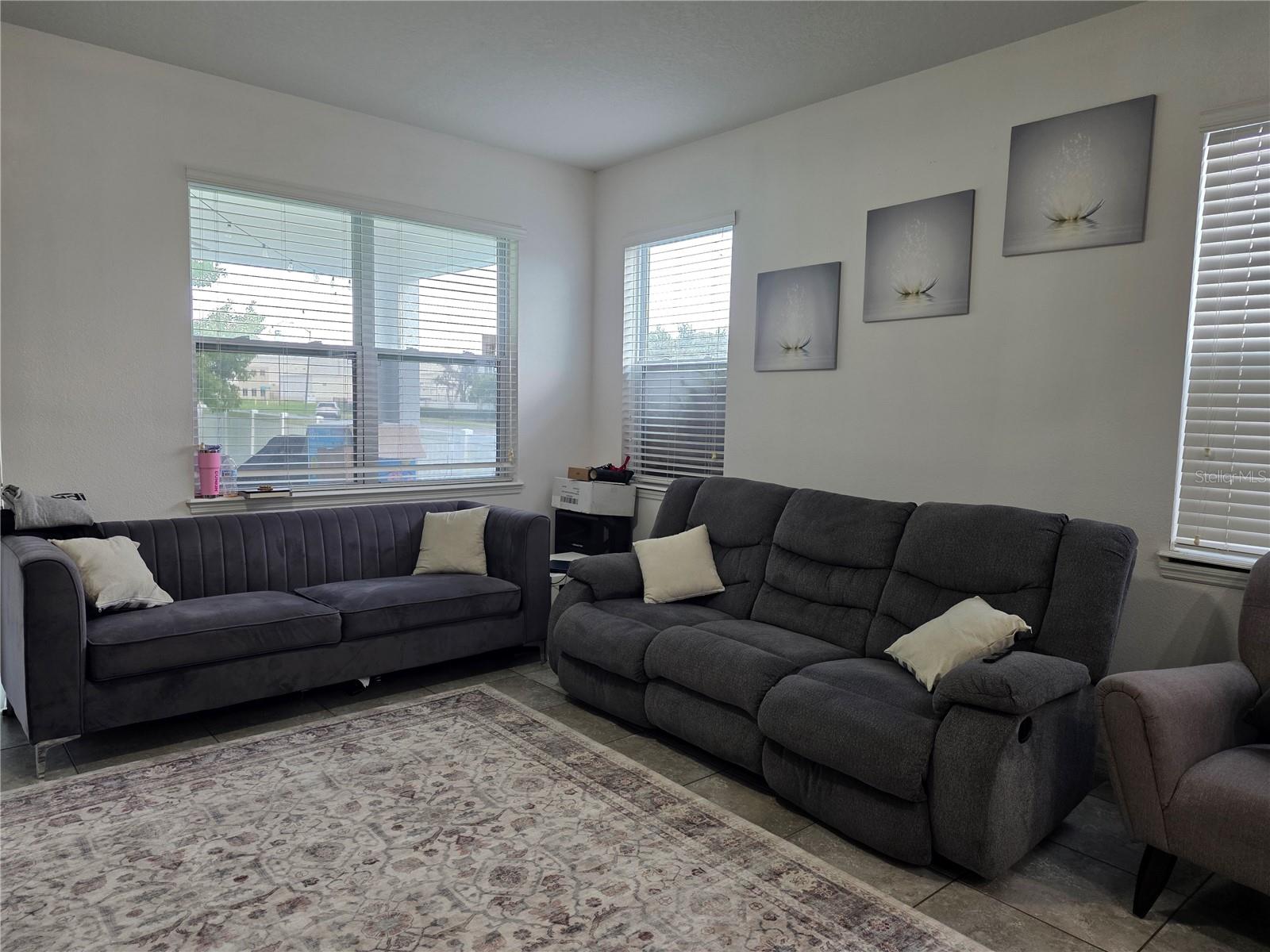 12749 Garridan Ave Property Photo 6