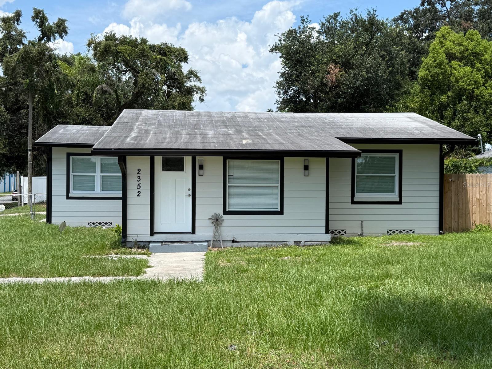 2352 OLD DIXIE HWY