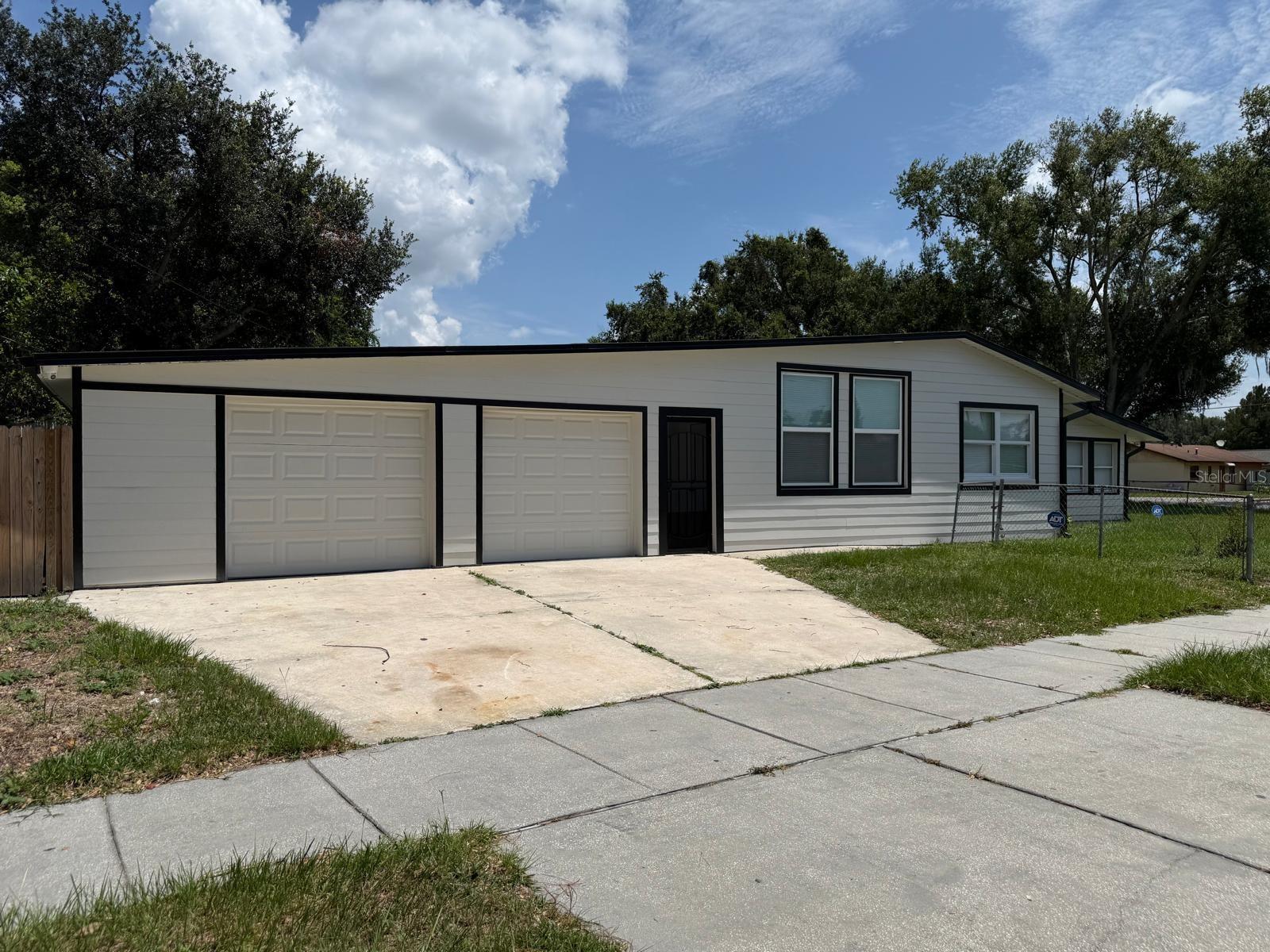 2352 Old Dixie Hwy Property Photo 4