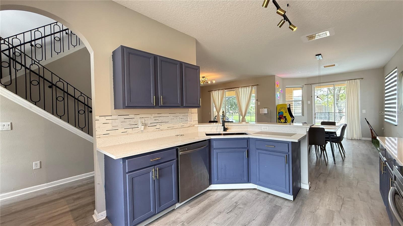 139 Minniehaha Cir Property Photo 6