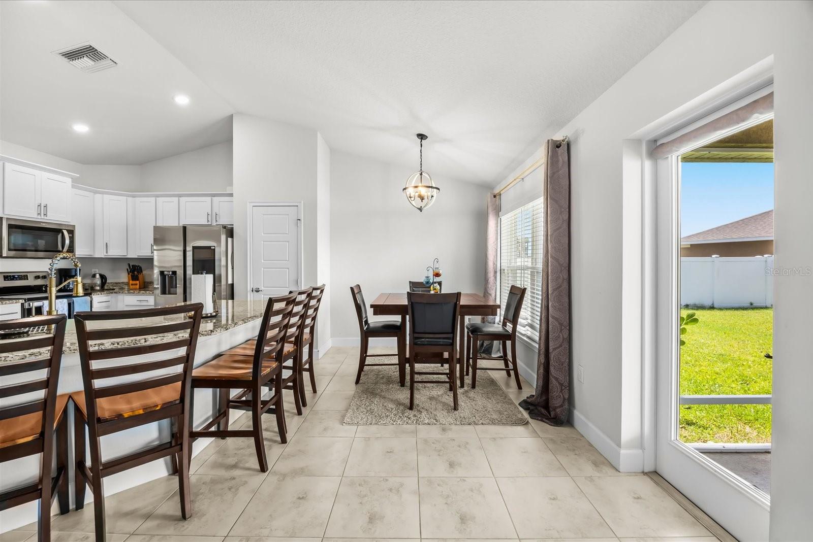 8516 Waterstone Blvd Property Photo 11