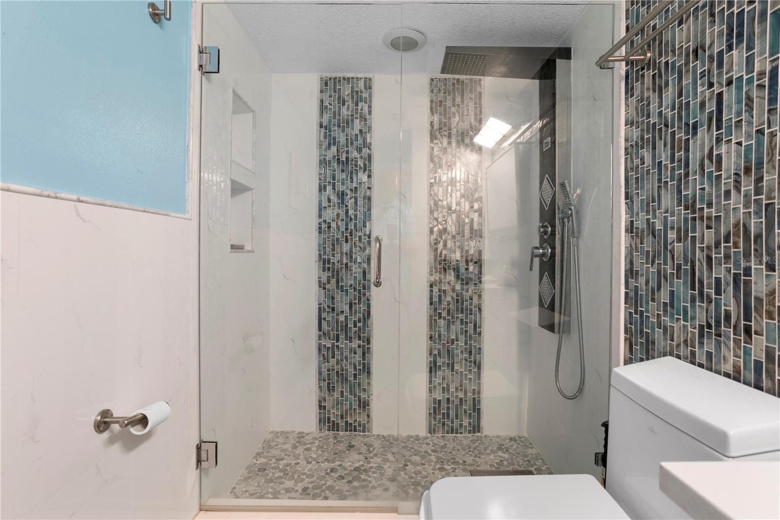 1420 N Atlantic Ave #703 Property Photo 35