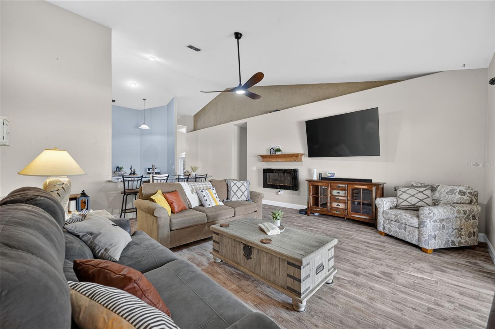 2257 Ballard Ave Property Photo 22