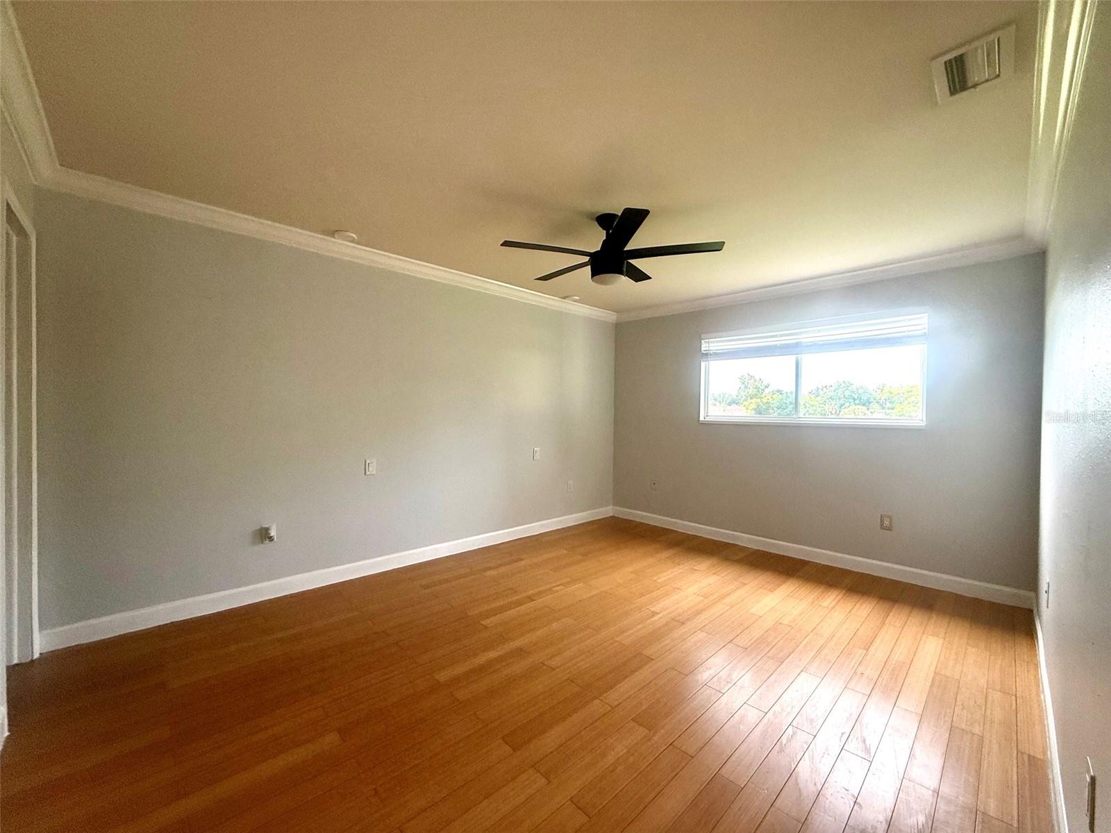 926 Lake Destiny Rd #f Property Photo 11