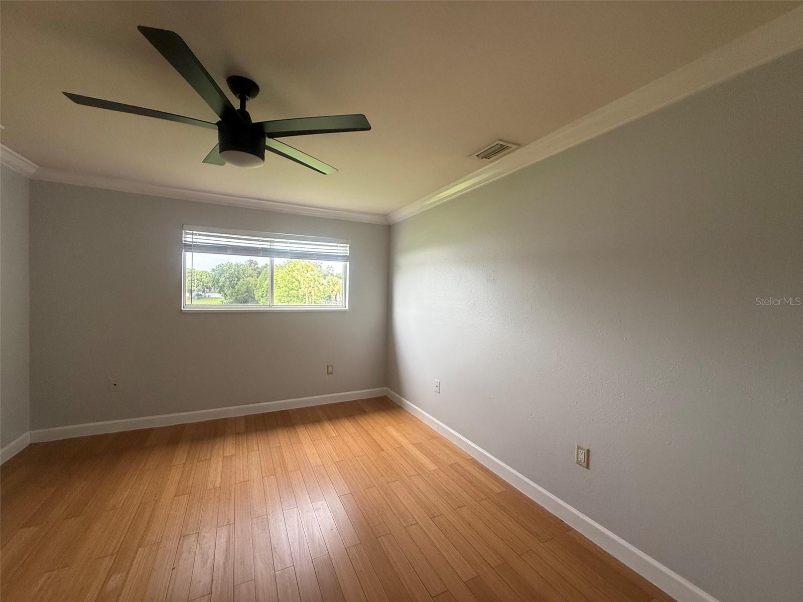 926 Lake Destiny Rd #f Property Photo 13