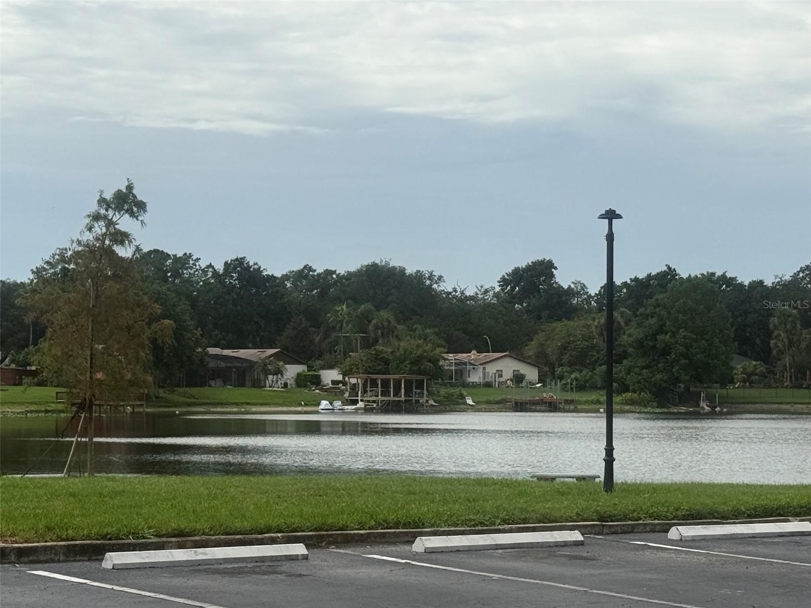 926 Lake Destiny Rd #f Property Photo 16