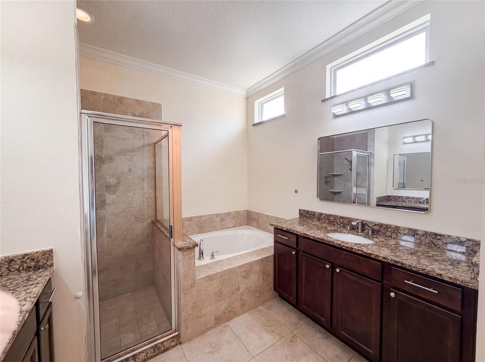 918 Blackthorn Dr Property Photo 15