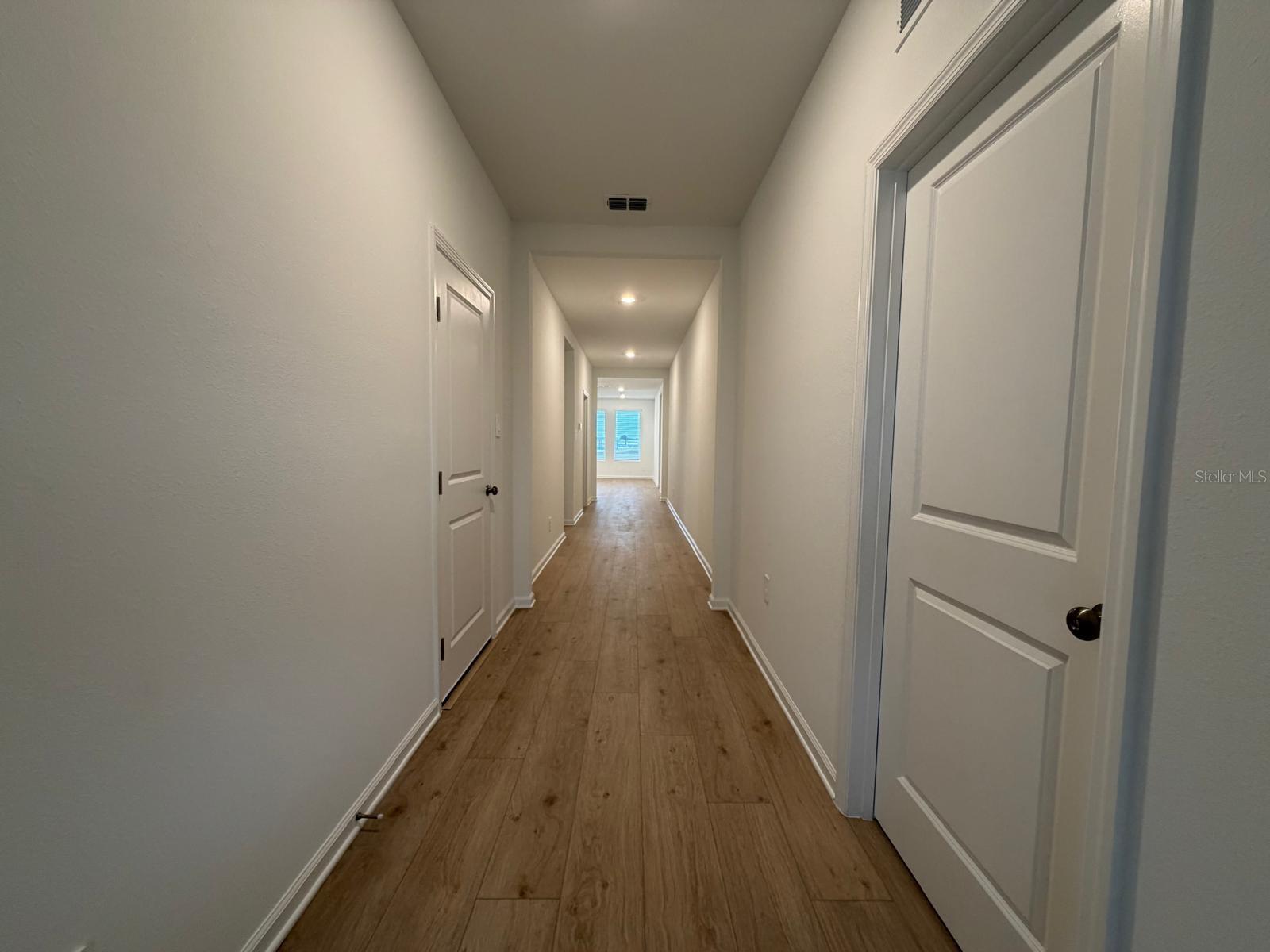 O6430519 Property Photo 5