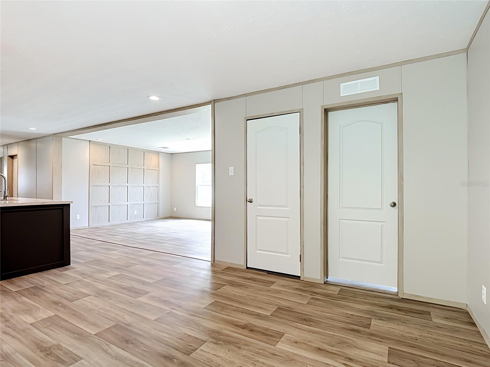 1626 Tarpon Blvd Property Photo 15