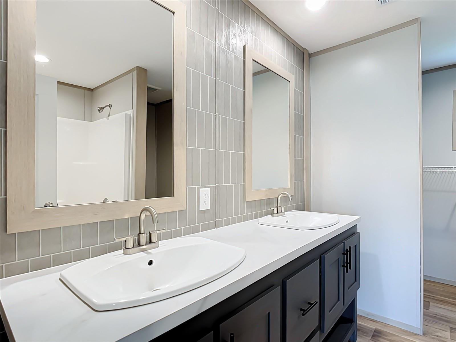 1626 Tarpon Blvd Property Photo 19