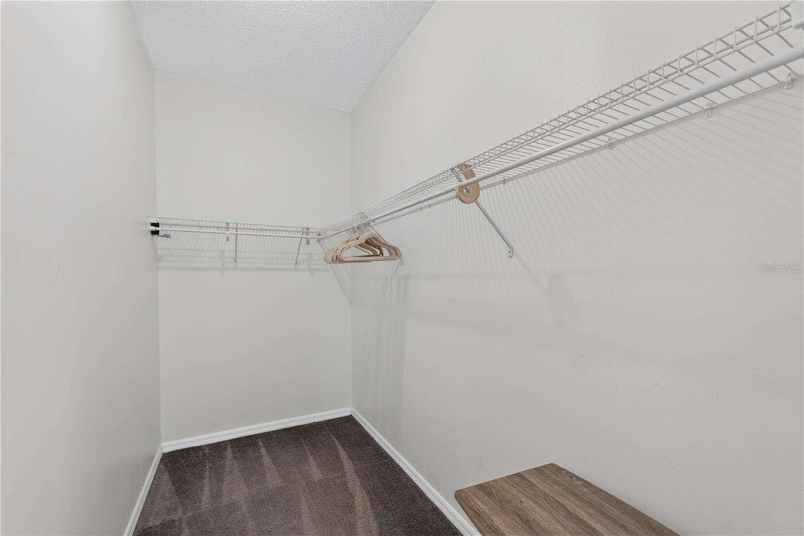 706 Lockbreeze Dr Property Photo 28