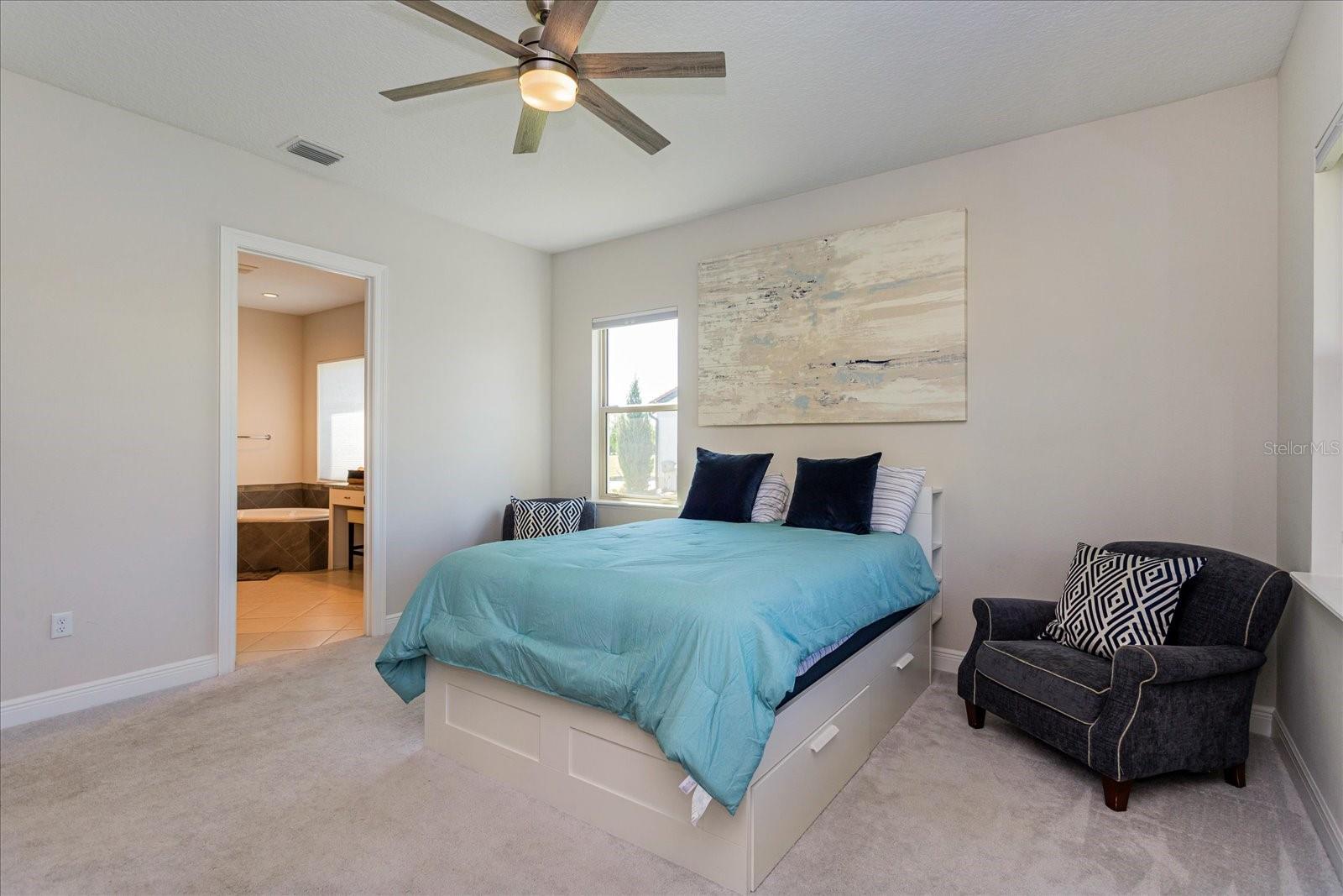 8222 Topsail Pl Property Photo 18