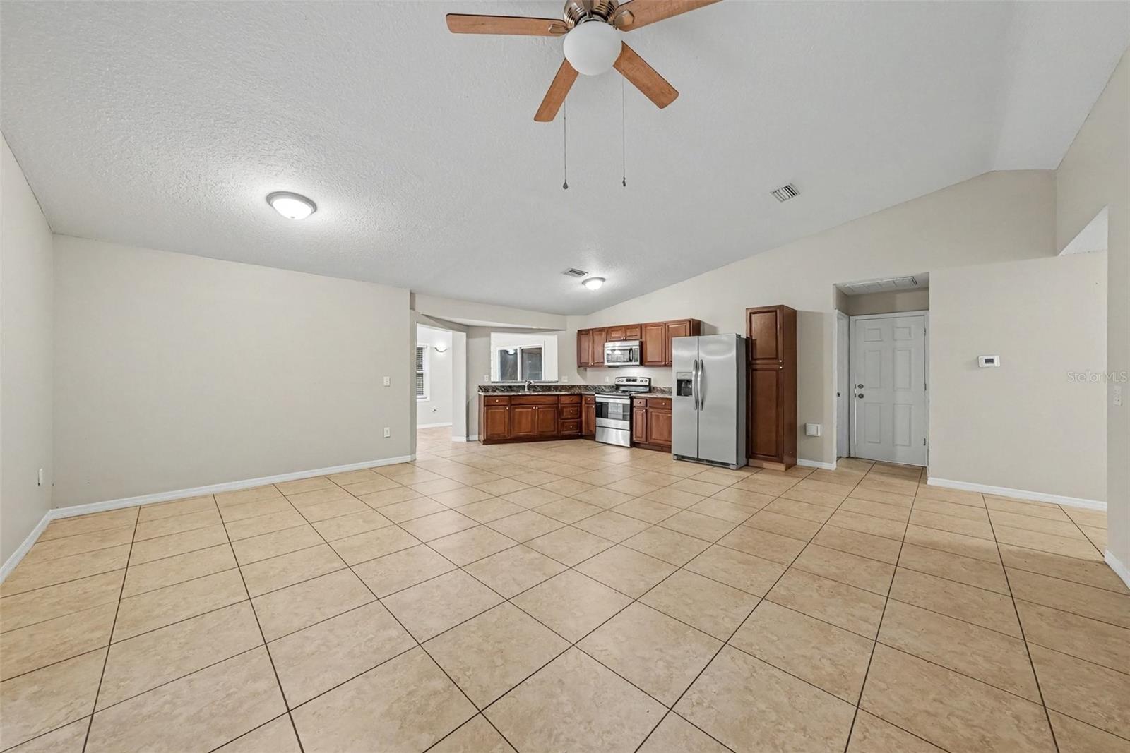 7623 Bramblewood Dr Property Photo 5