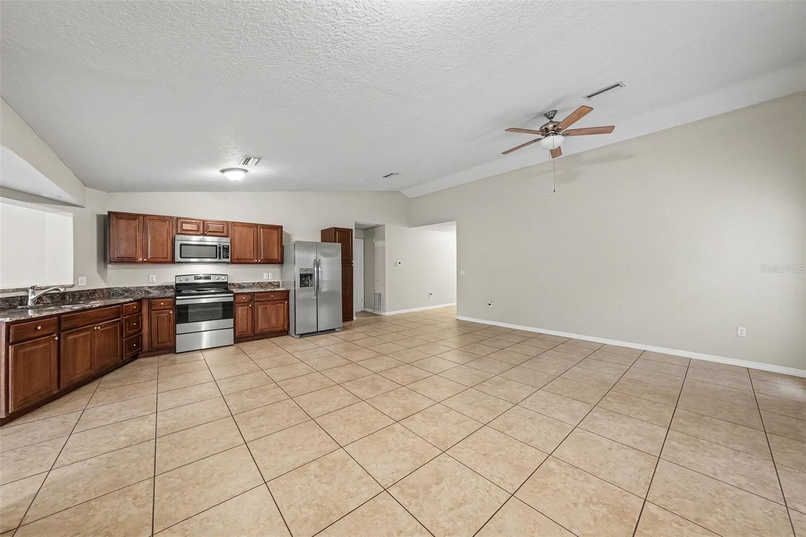 7623 Bramblewood Dr Property Photo 6