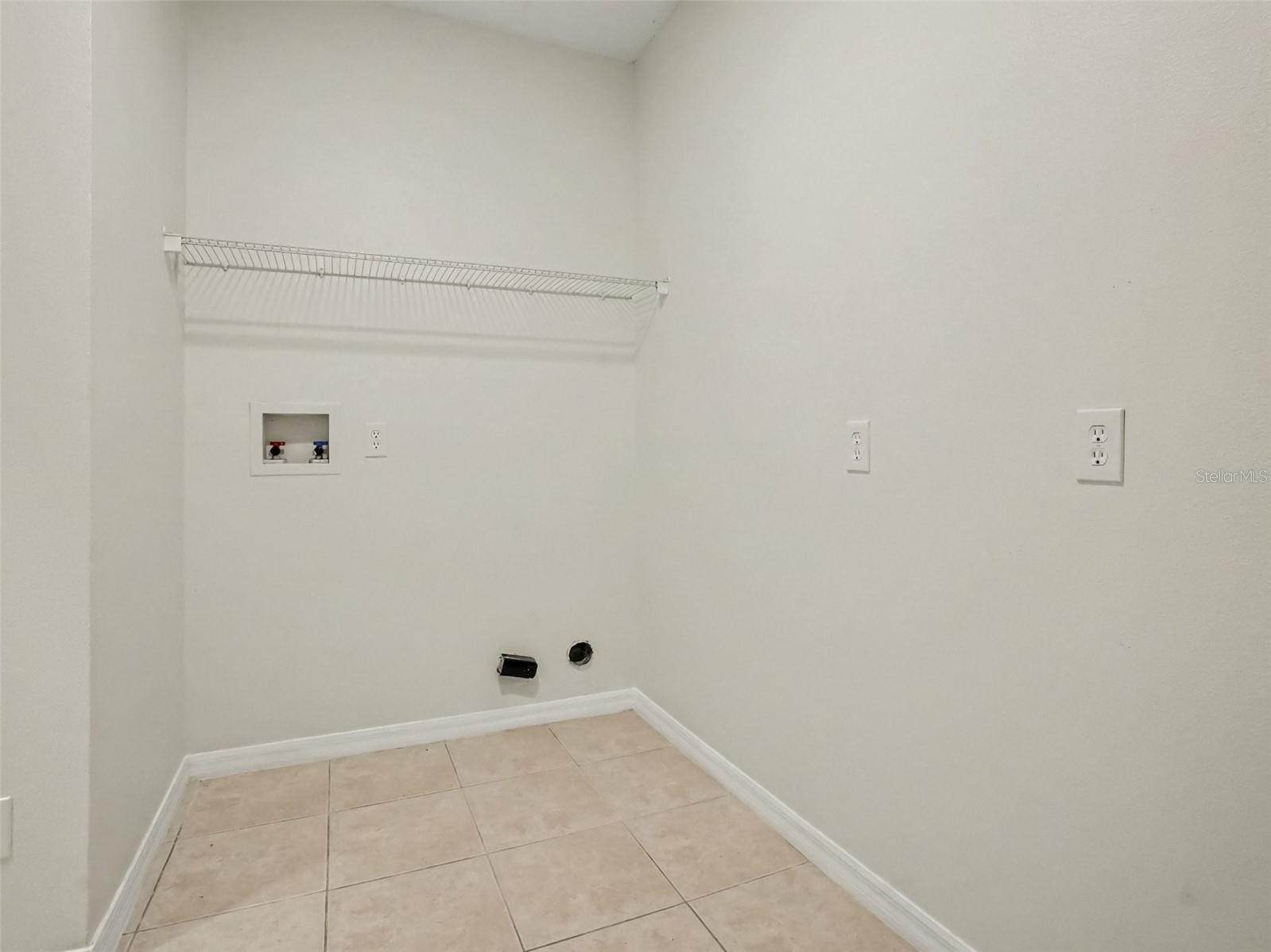 4542 Gallberry Ct Property Photo 7