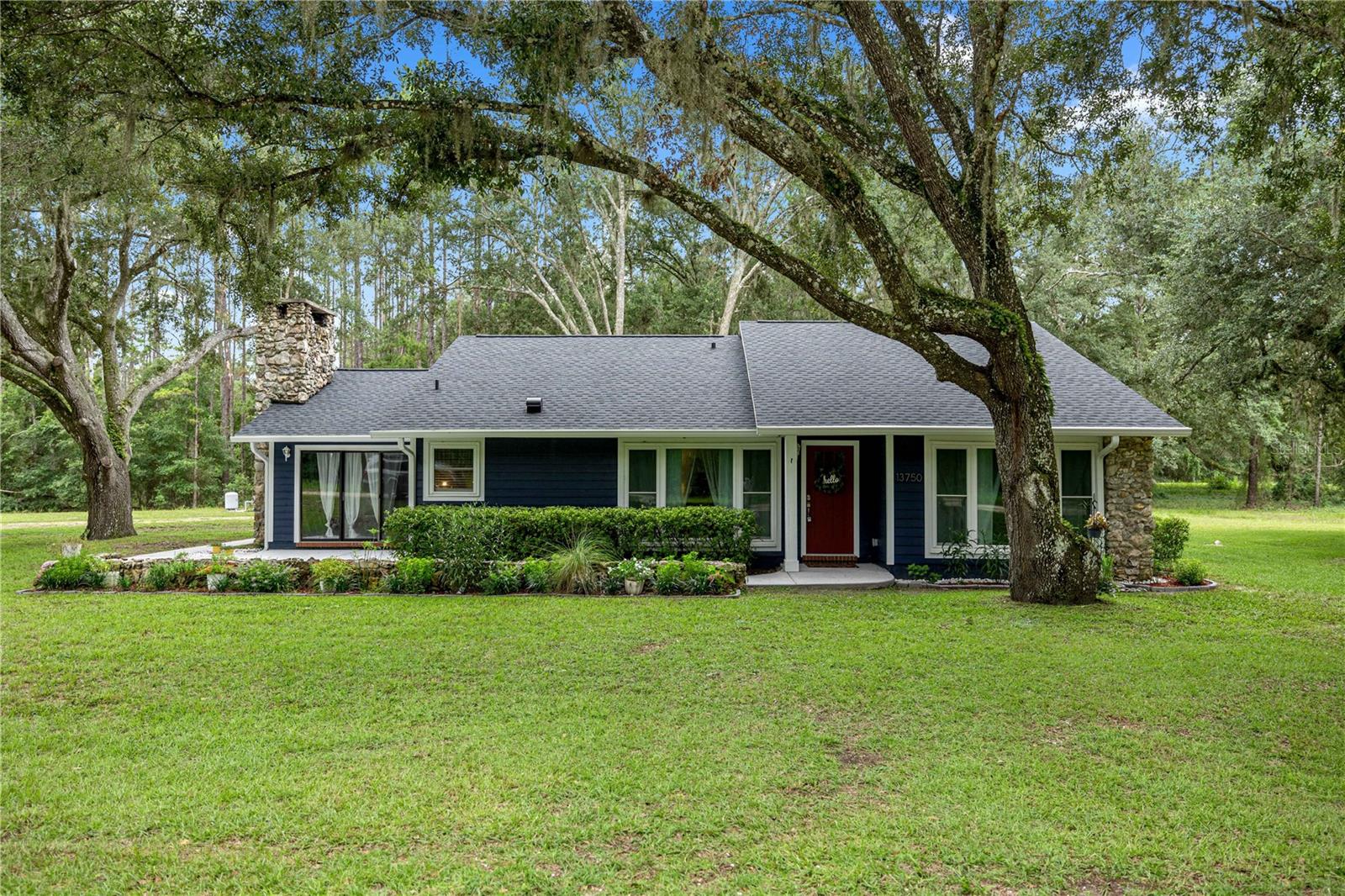 13750 105 Pl Sw Property Photo 1