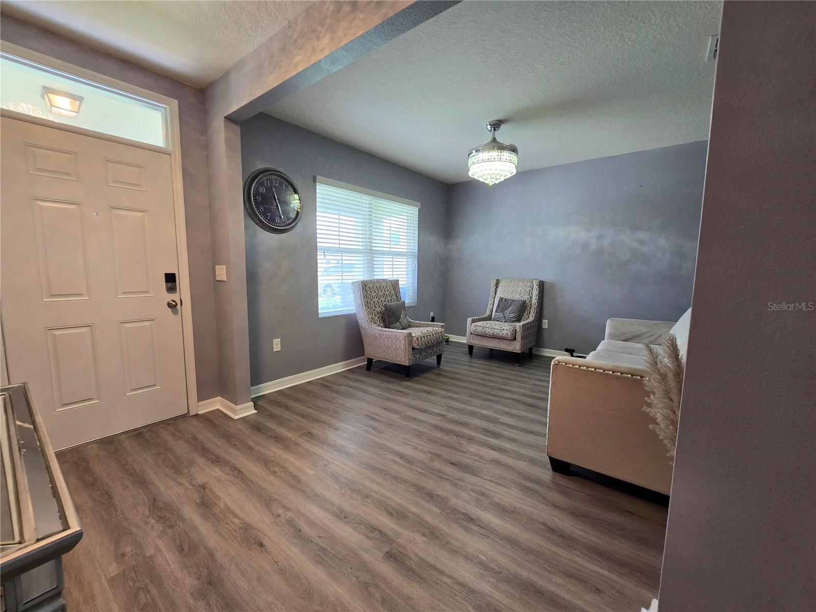 9646 Troncais Property Photo 6