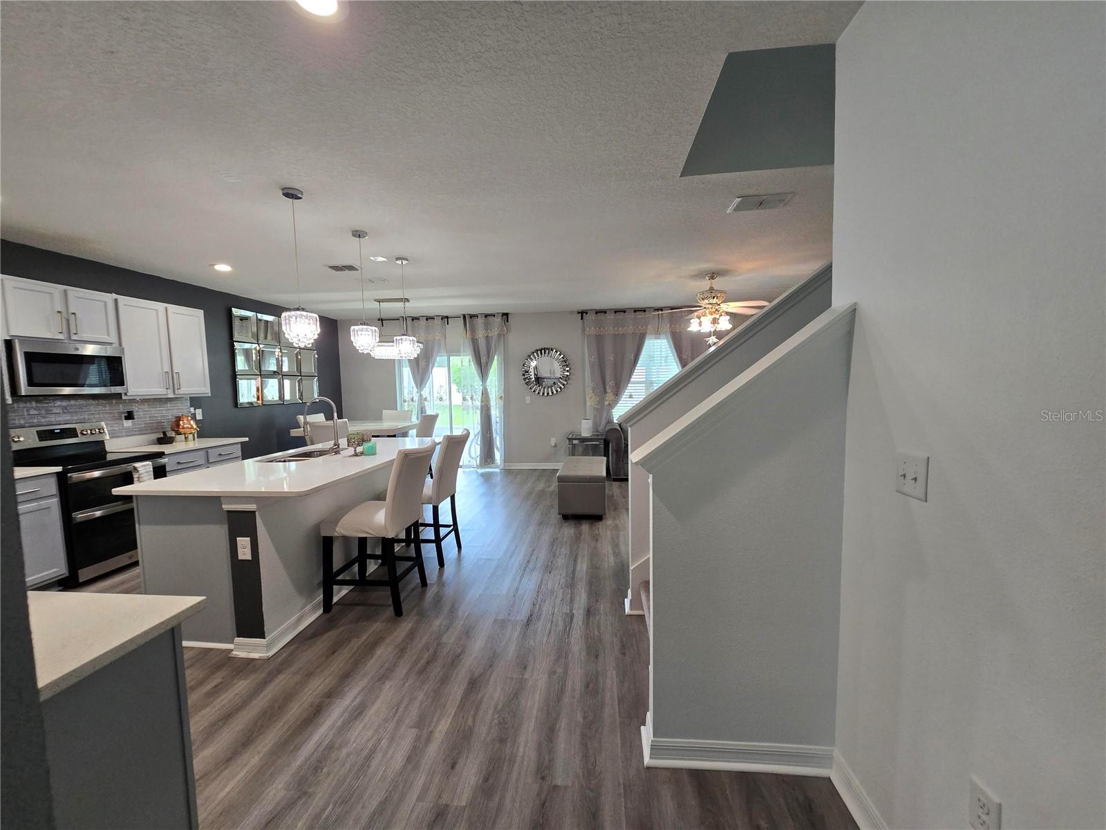 9646 Troncais Property Photo 7