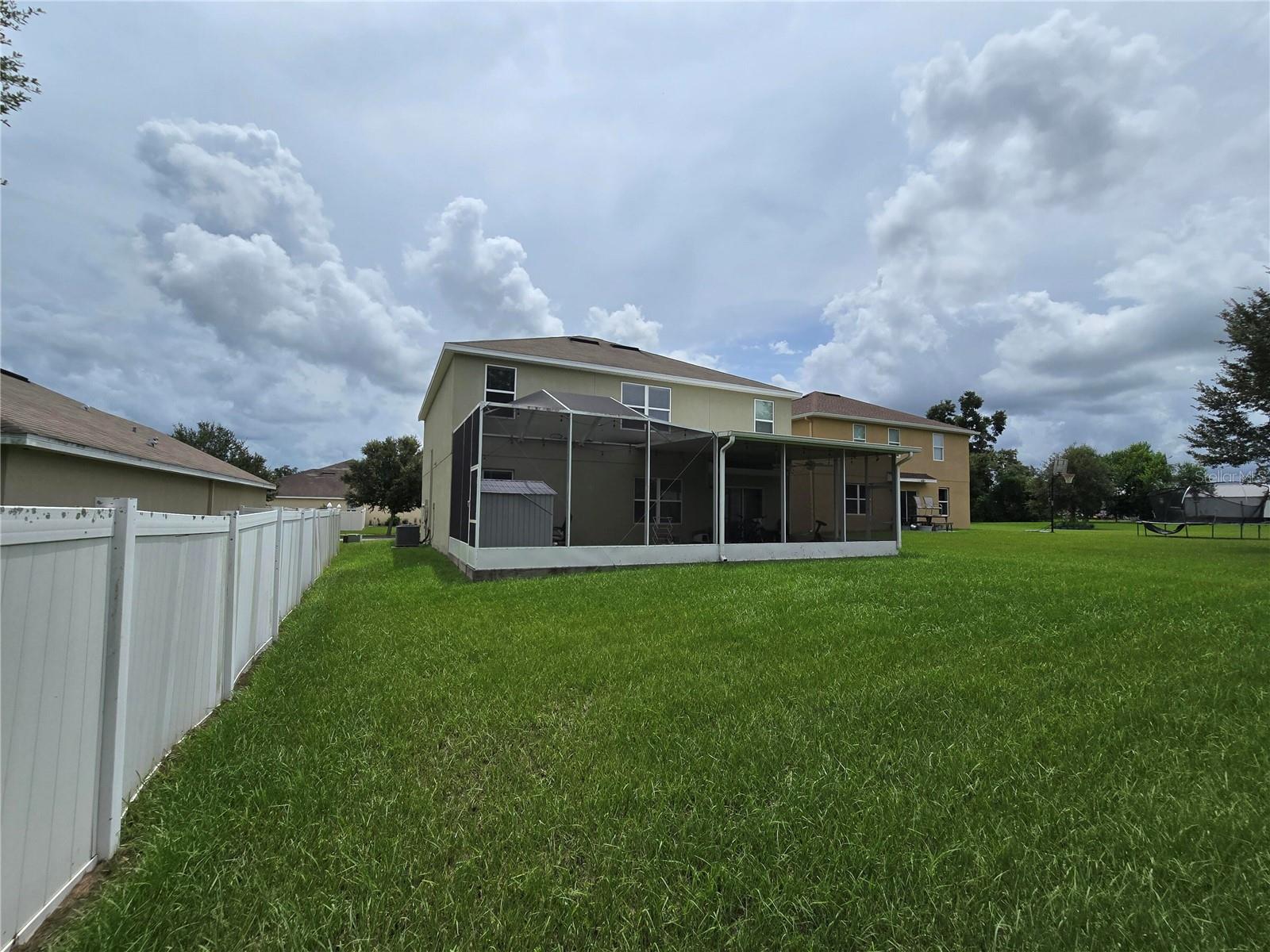 9646 Troncais Property Photo 24