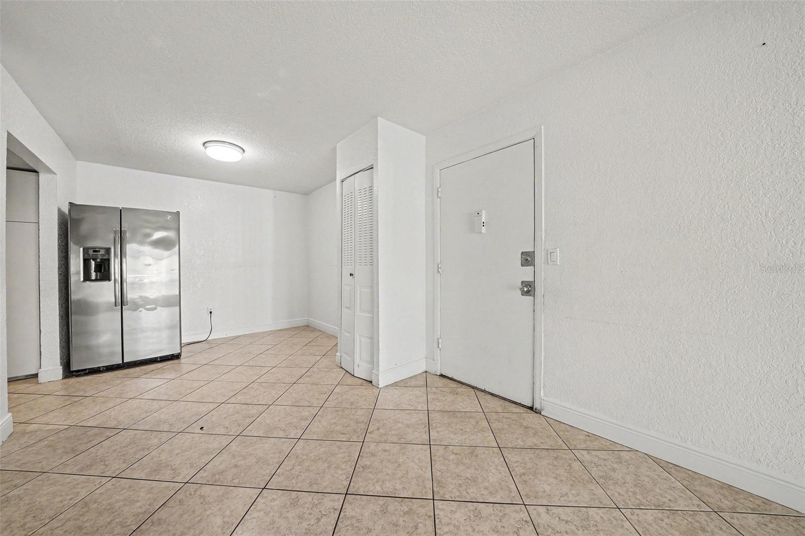 902 Lake Destiny Rd #a Property Photo 6