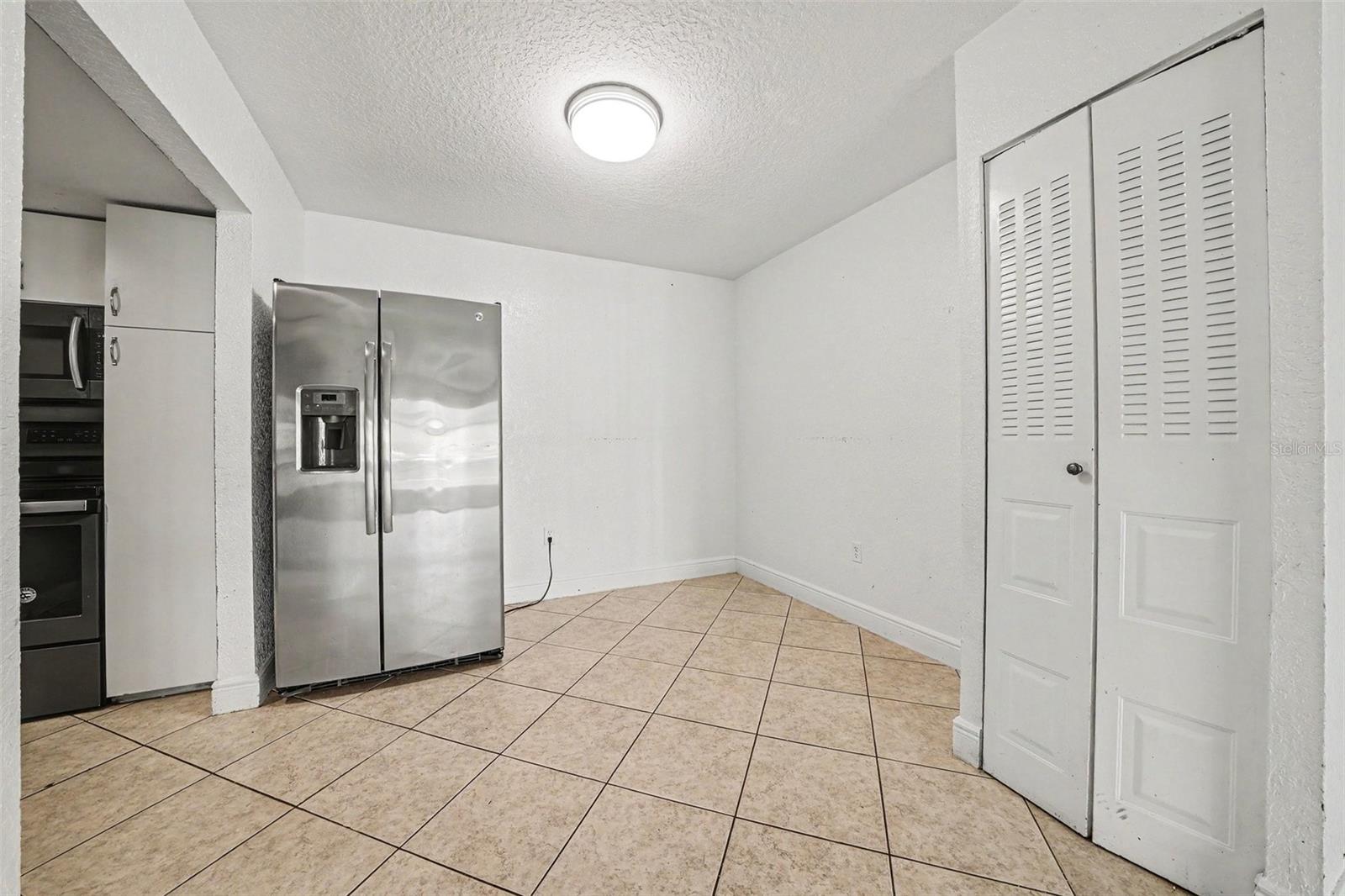 902 Lake Destiny Rd #a Property Photo 12