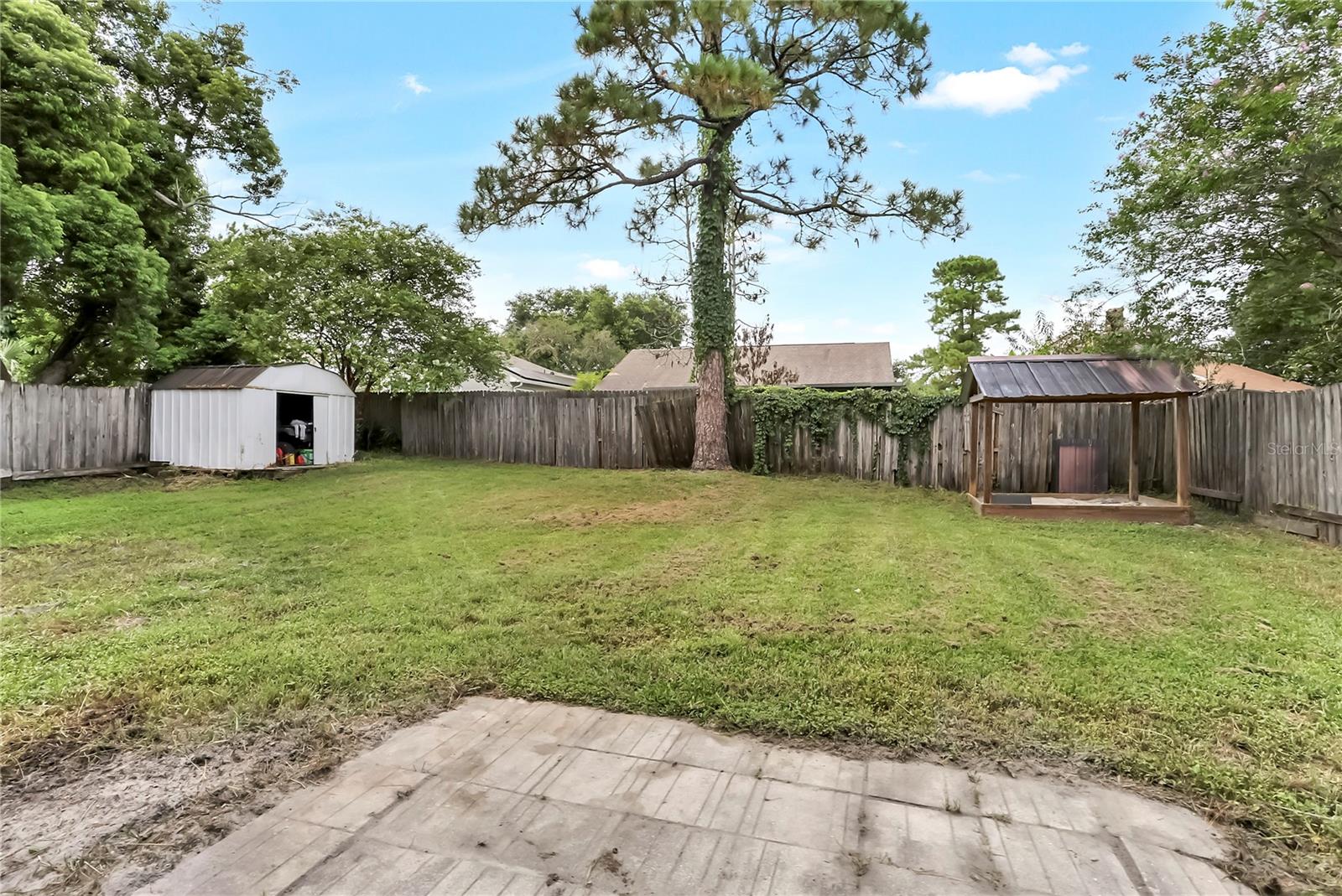 1107 Covington St Property Photo 25