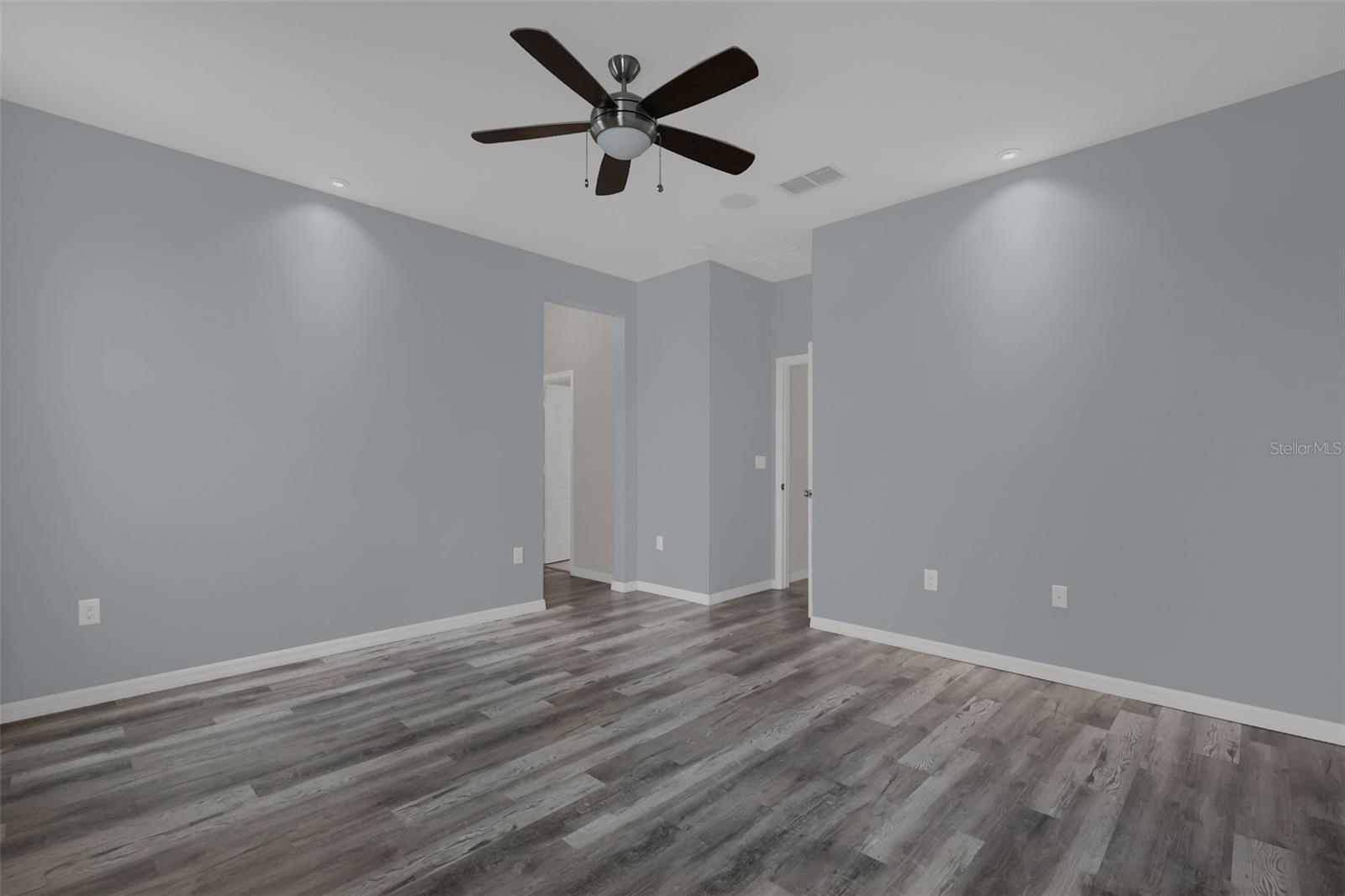 12112 Carson Dr Property Photo 11
