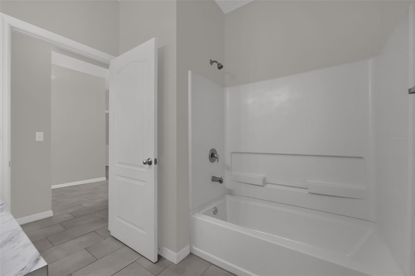 12112 Carson Dr Property Photo 24
