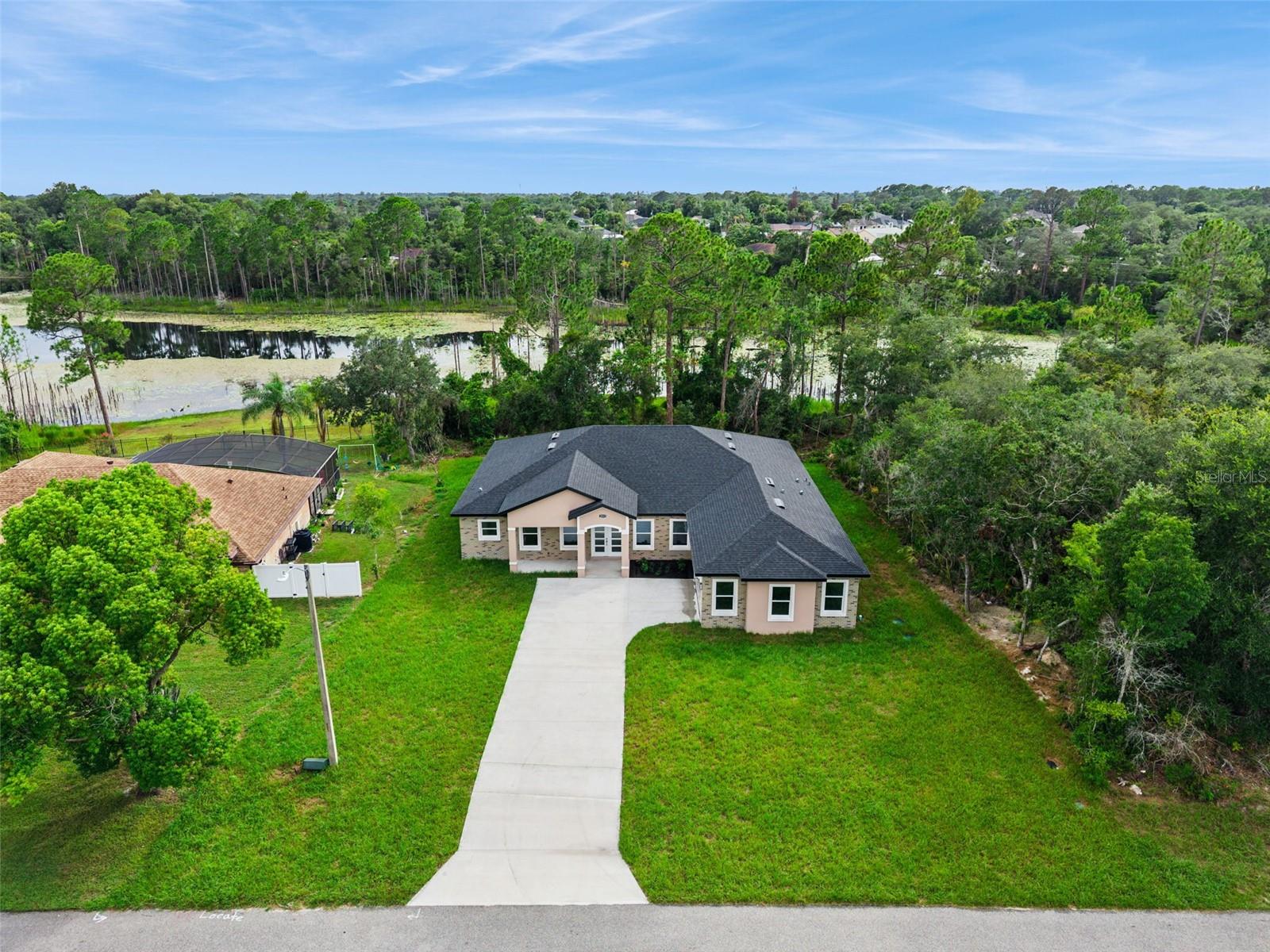 2043 Watersedge Dr Property Photo 29