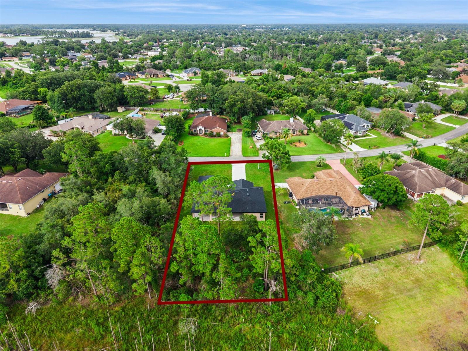2043 Watersedge Dr Property Photo 32