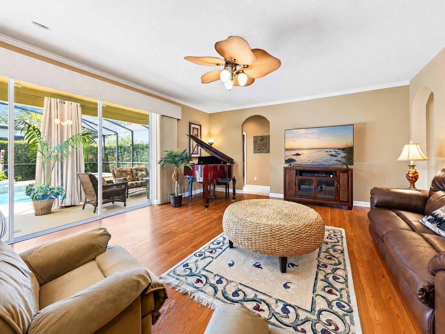 10020 Rustic Ridge Ct Property Photo 6