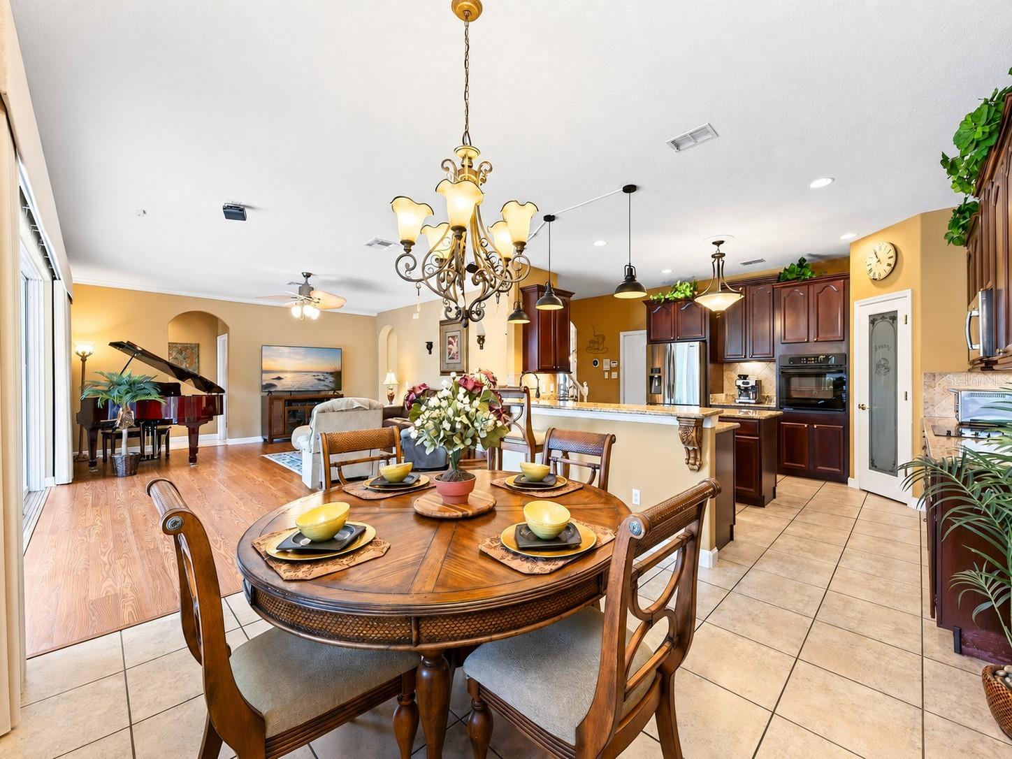 10020 Rustic Ridge Ct Property Photo 9