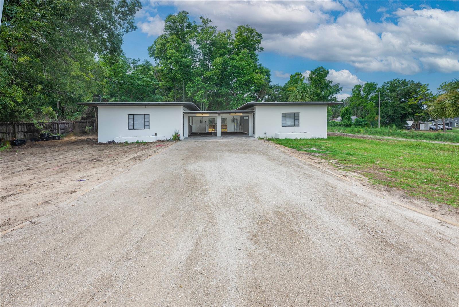 2278 Maine St Property Photo 4