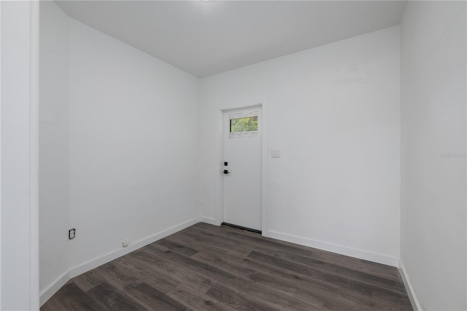 2278 Maine St Property Photo 16