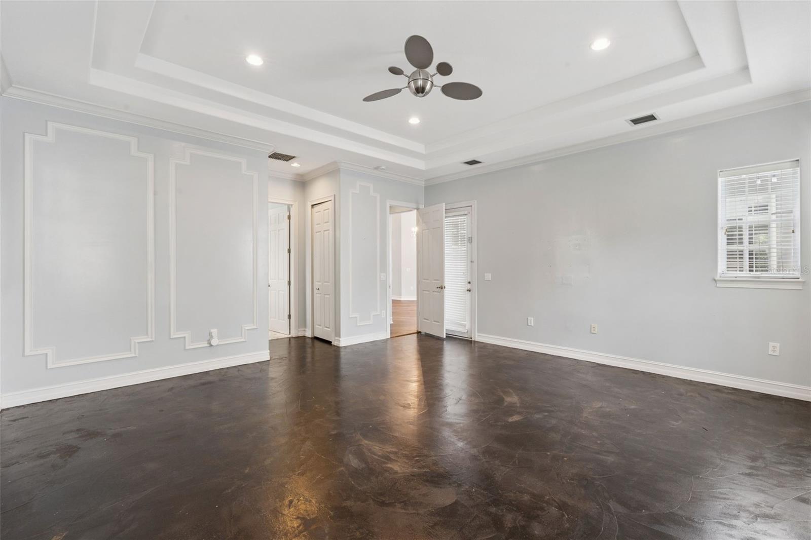 906 Spring Park Loop Property Photo 14