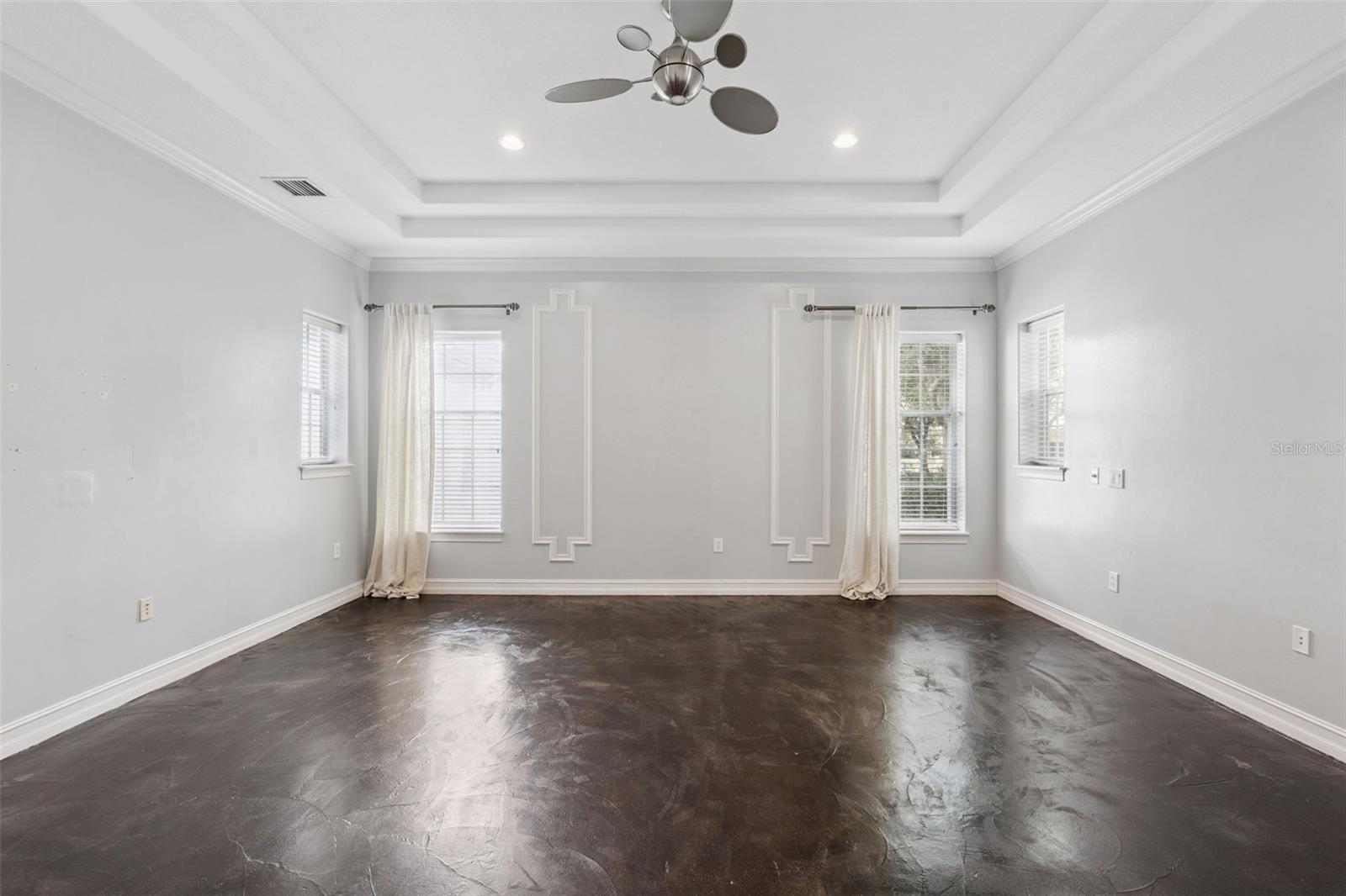 906 Spring Park Loop Property Photo 16