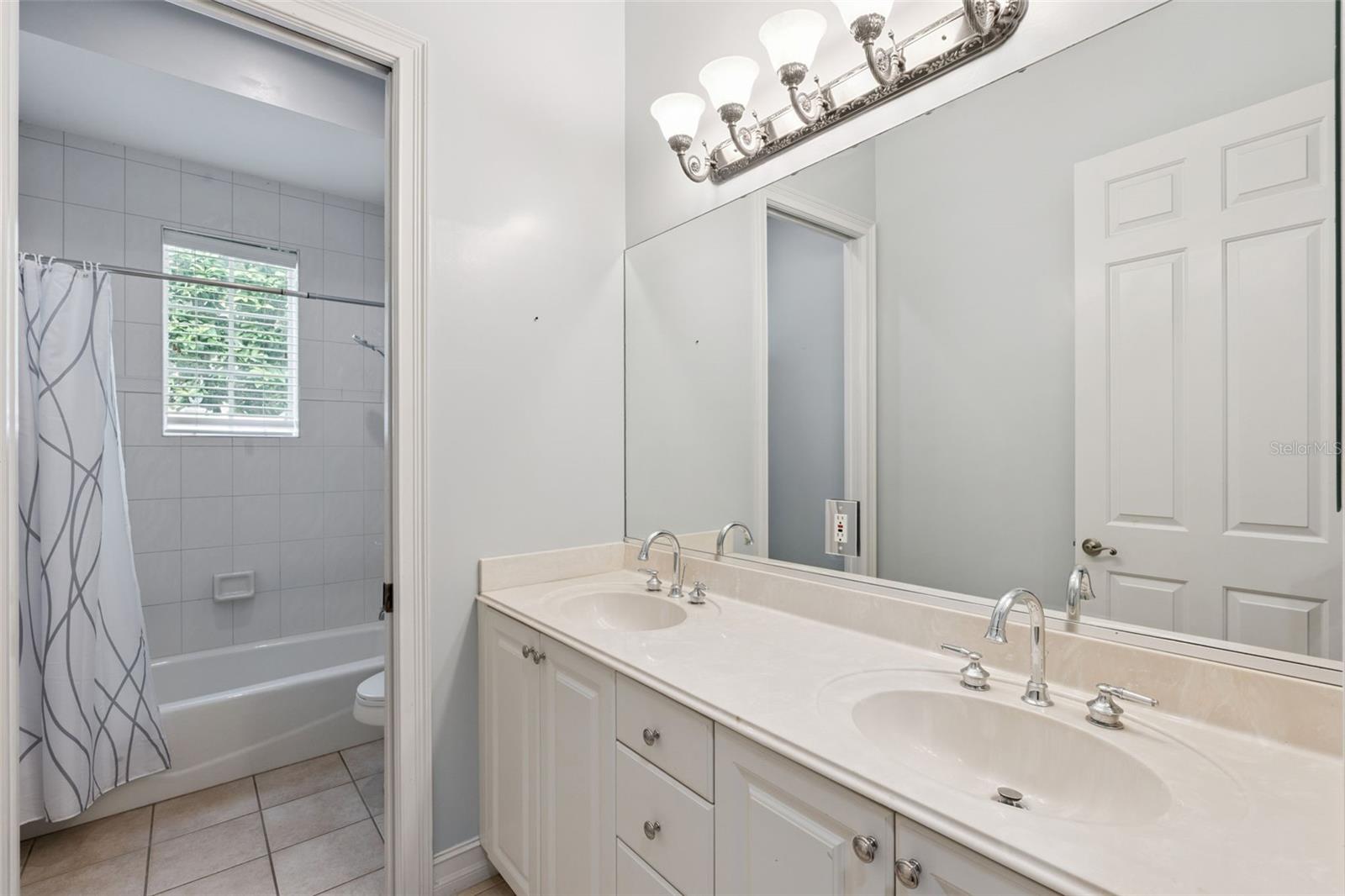 906 Spring Park Loop Property Photo 21
