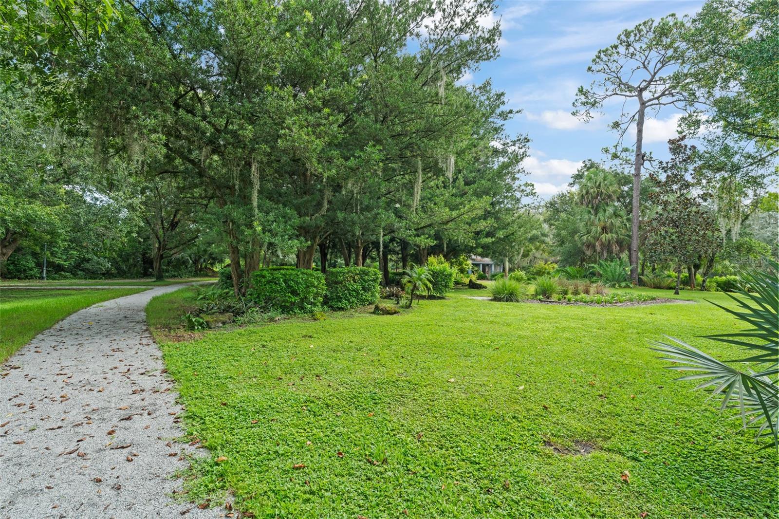 1250 S Denning Dr #unit 233 Property Photo 25