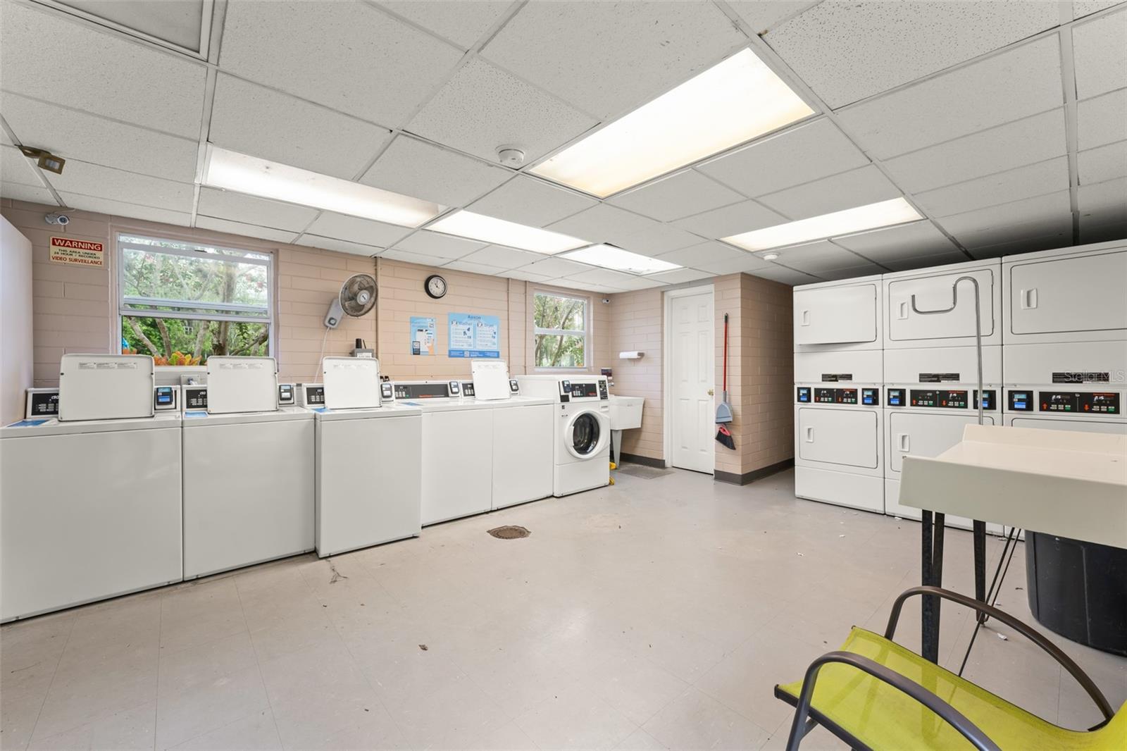 1250 S Denning Dr #unit 233 Property Photo 31