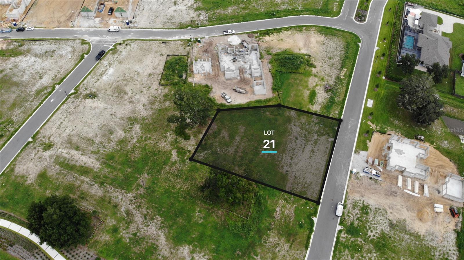 523 Walker St Property Photo 5