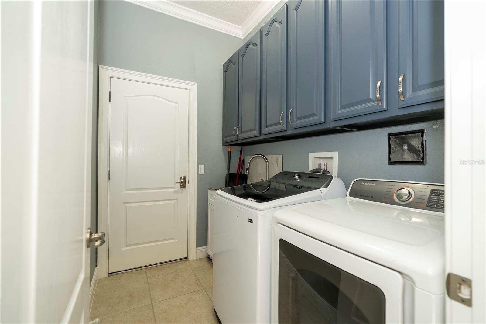3043 Chavez Ave Property Photo 52