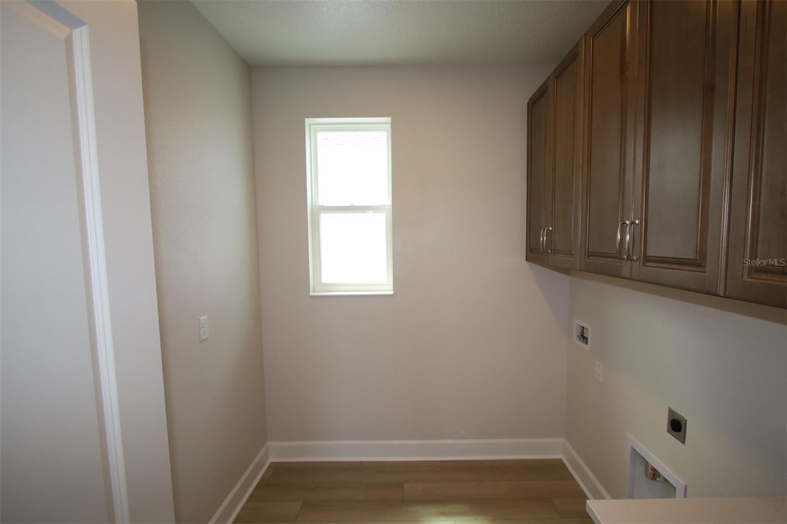 3090 Bonfire Path Property Photo 16