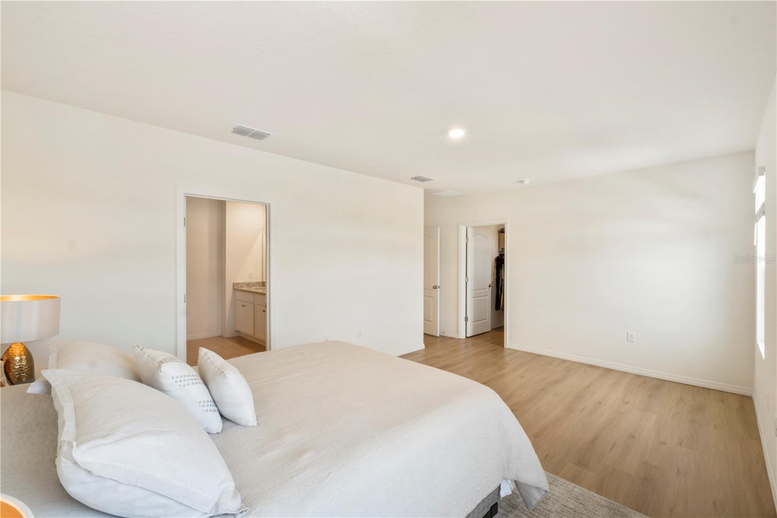 2630 Angel Falls Dr Property Photo 34