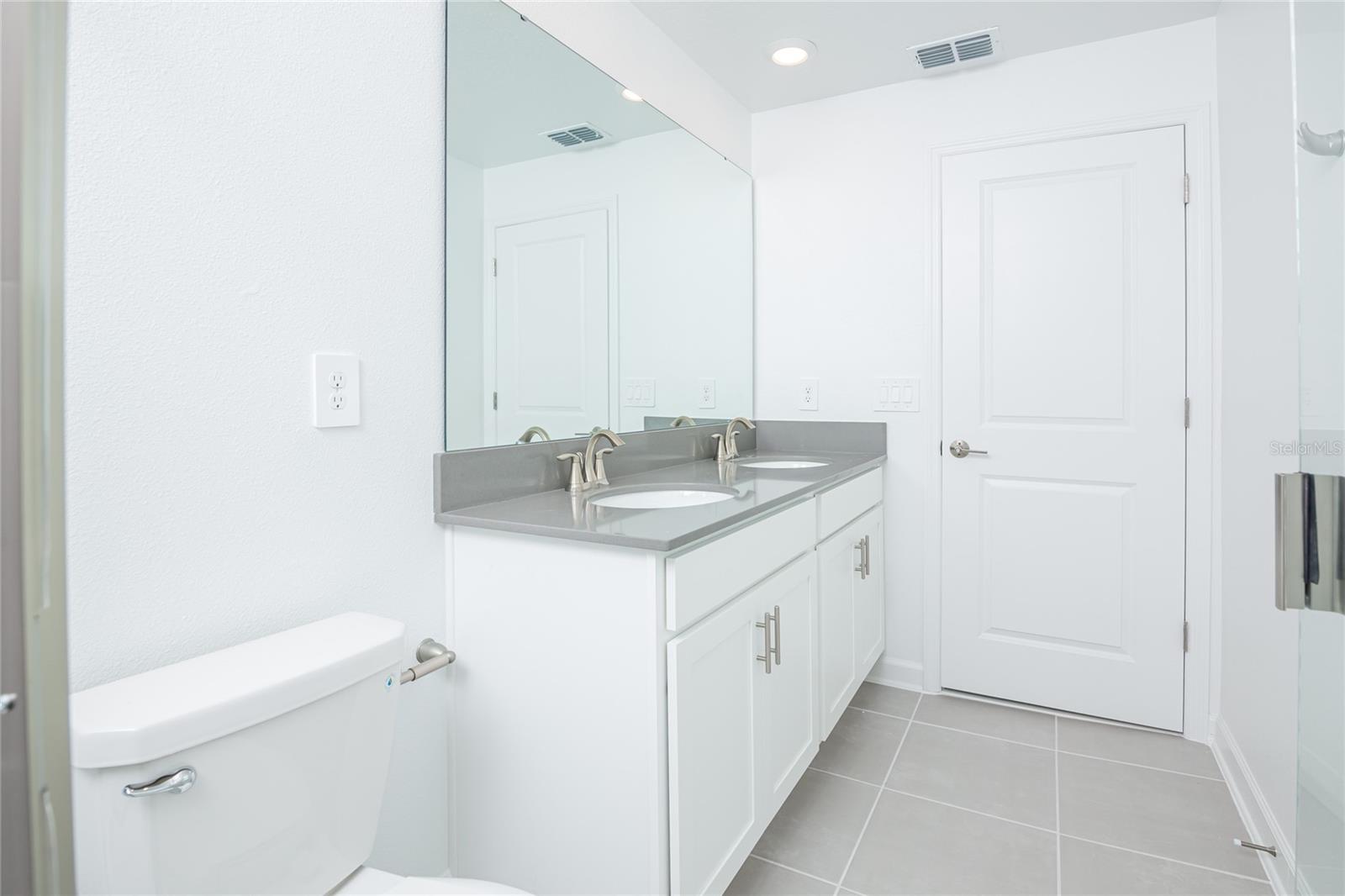 11275 Listening Dr Property Photo 24