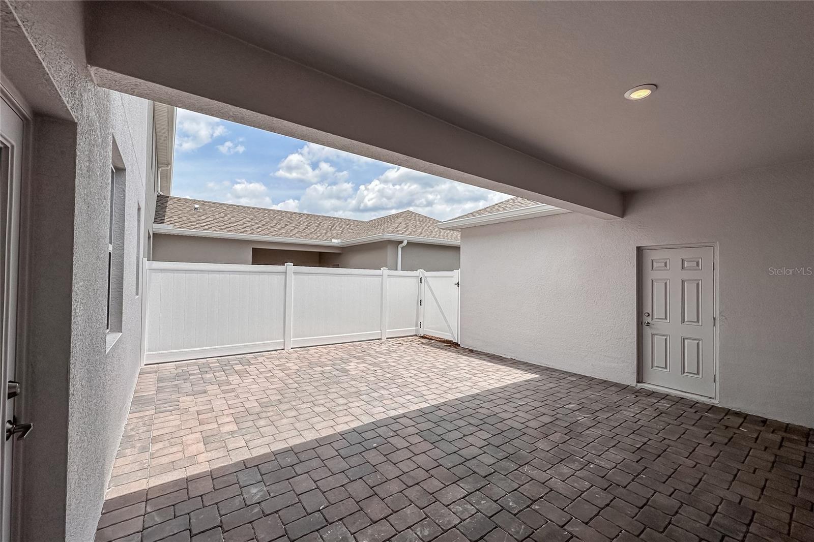 11275 Listening Dr Property Photo 29