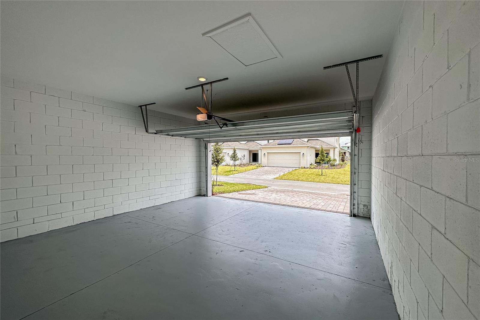 11275 Listening Dr Property Photo 33