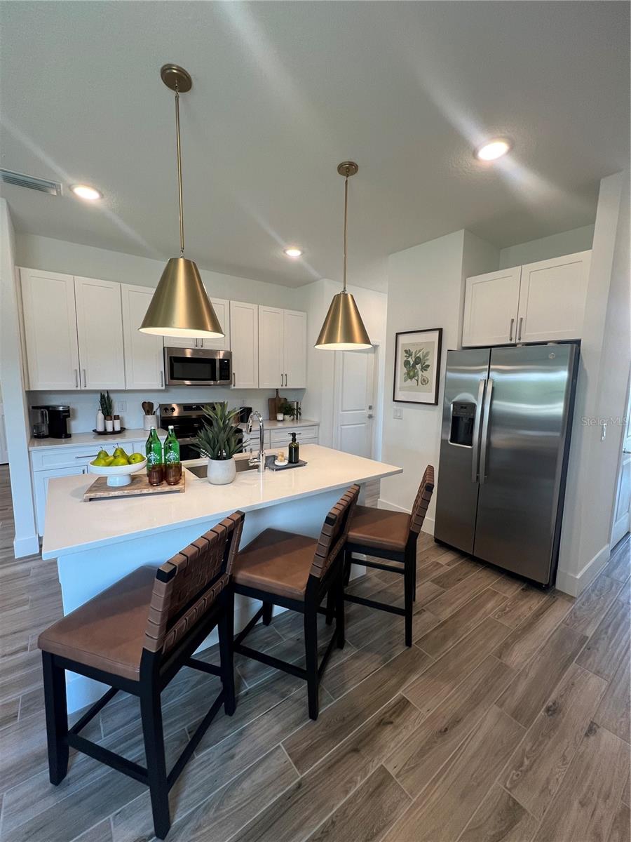 101 Elena Lavin Cir Property Photo 3