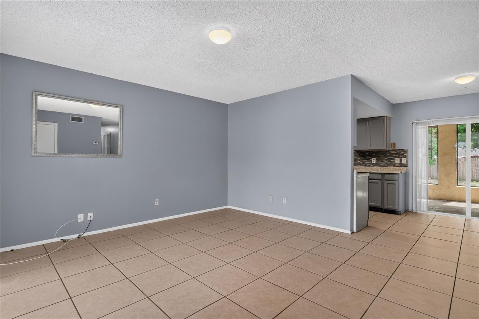 1877 Wayside Dr Property Photo 6