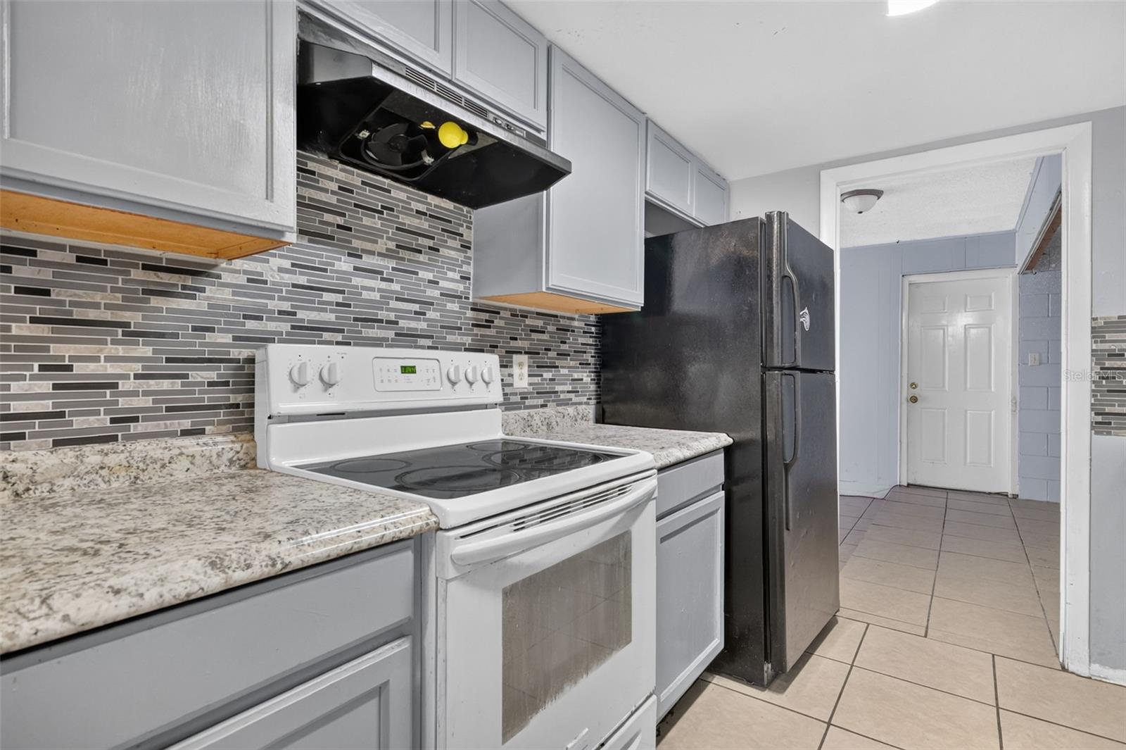1877 Wayside Dr Property Photo 14