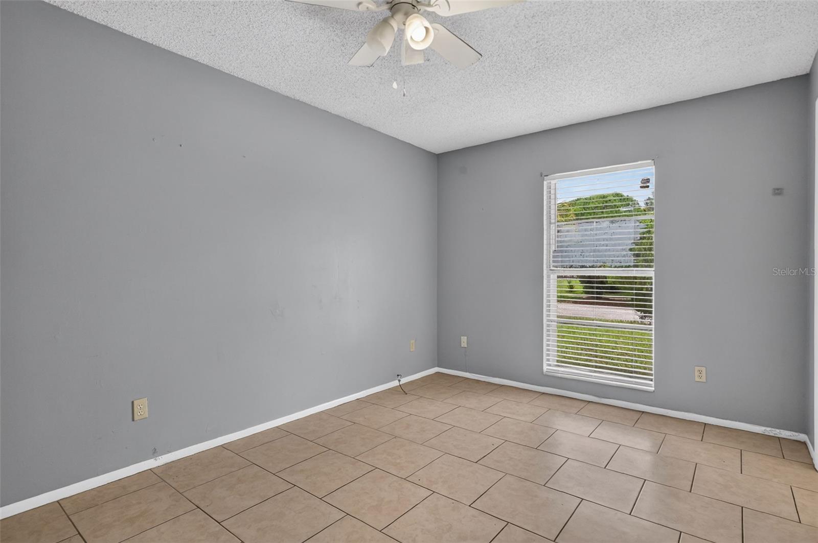 1877 Wayside Dr Property Photo 16